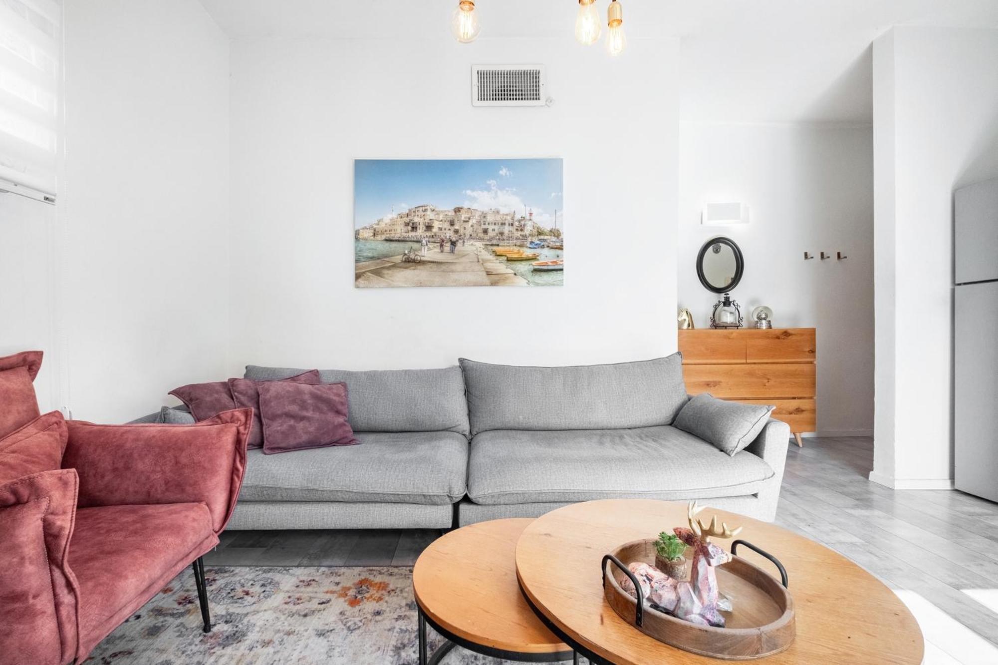 Premium 1Bd Apartment Near The Beach W/Balcony Tel Aviv Bagian luar foto